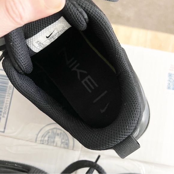 Nike Air Max Men's Black Athletic Sneakers 10 - Picture 15 of 16